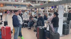 Z naplánovaných 300 letov vybavili len 10. Letecká doprava v európskej krajine kolabuje pre štrajk