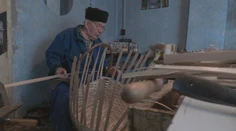 Remeslo na pokraji zániku. Lubové košíky prežívajú už len vďaka 88-ročnému pánovi Floriánovi