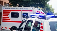 V bratislavskom Ružinove privalil výťah dvoch mužov