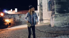 Slovenská modelka prekvapila. Otca jej detí nahradil známy muž