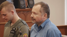 Chladnokrvne si dobodal kamaráta. Začalo sa pojednávanie v prípade vraždy, ktorú nik nechápe