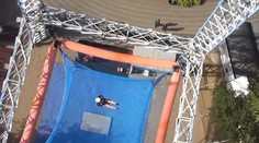 Voľný pád z výšky 30 metrov: Atrakcia, ktorá simuluje pocit pred smrťou