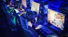 Ihriská striedajú emóciami nabité hracie miestnosti. E-športy na olympiáde sú len otázkou času