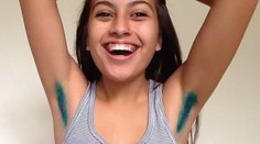 Toto snáď nemyslia vážne. Farebné chlpy trčia ženám spod pazúch