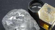 Baník našiel 442-karátový diamant za obrovskú sumu, nejde o jeho prvý takýto úlovok