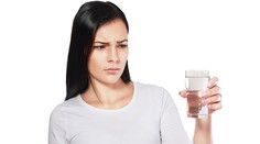 Môže nás nafukovať aj z čistej vody? Bukovský má jednoznačné vysvetlenie