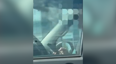 VIDEO: Telefón pri uchu či ťukanie do klávesnice. Polícia ukázala, čo robia slovenskí šoféri za volantom
