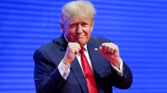 Donald Trump sa na prokuratúre odvolal na právo nevypovedať viac než 400 ráz