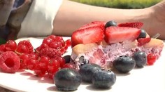 RECEPT NA DNES: Smotanová torta nášho detstva