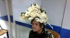 Babička s montážnou penou sa stala hitom internetu. Všetko je však úplne inak