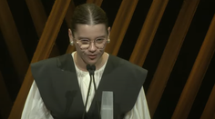 Slovenka Rebeka Bizubová si prevzala strieborného študentského Oscara za film Spoveď