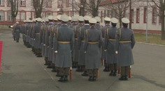 Miliónové rovnošaty: Minister obrany v tichosti urobil veľký nákup