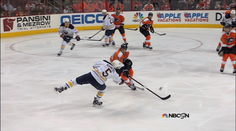 VIDEO: Hokejista Philadelphie si za likvidačný zákrok nezahrá do konca základnej časti