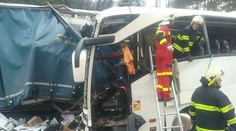 Maďarská prezidentka nám ďakuje za záchranu ľudí pri nehode autobusu. Čaputová vyjadrila úprimnú sústrasť