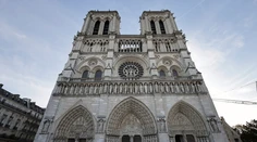 Už o niekoľko hodín opäť otvoria Notre Dame v Paríži. Celé mesto sa pripravuje na slávnostný moment