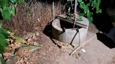 Unikátny prípad pri Trnave. Osoba spadla do 10-metrovej studne, hasiči k nej spustili lezca