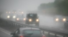 Jazda v hmle: Poradíme, na čo si dať pozor a ako správne používať hmlové svetlá