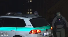 Policajti opäť v akcii. Zasahovali v dome, kde býva útočník z gymnázia