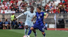 V prvom šlágri Eura na seba narazia dlhoročná a mladučká hviezda. Obaja môžu dosiahnuť významné méty