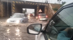 Rušná cesta v Poprade sa za pár minút zmenila na rieku