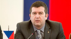 Minister vnútra ČR chce sprísniť opatrenia a obmedziť verejné akcie