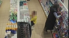 Neuveriteľný prípad z Česka. Žena tam kradla zubné kefky, svojim plánom oklamala aj taxikára