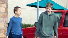 Žiadne hviezdne maniere: Deti Angeliny Jolie musia doma pomáhať