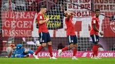 Bayern dostal doma nakladačku od Mönchengladbachu, Hertha s Dudom remizovala v Mainzi