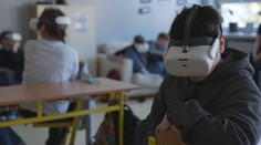 Dejepisárka vnáša žiakov do histórie prostredníctvom virtuálnej reality. Pomáha im to lepšie pochopiť minulosť