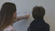 Učitelia sa boja, že prídu o peniaze za kredity