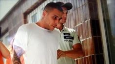 Otec dobitého chlapčeka (3) tvrdí, že spadol. Po súde mu už do reči nebolo