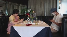 Nič nerobí a napriek tomu slušne zarába. O služby tohto Japonca je v Tokiu veľký záujem