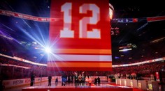 VIDEO: Calgary vyradilo dres s menom jednej z najväčších legiend klubu