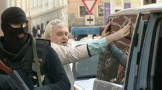 Mišenku prepustili z väzby, ale po pár sekundách mal opäť putá