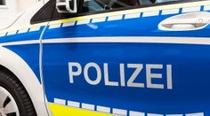 Opití Slováci uháňali po nemeckej diaľnici 220 km/h. Jeden nafúkal šokujúcu hodnotu, pri druhom to prístroj nezvládol