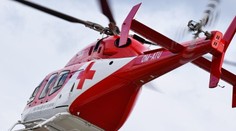 Na strednom Slovensku zrazilo auto desaťročné dieťa, zasahoval vrtuľník