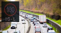Na rakúskych diaľniciach vás môžu za prekročenie rýchlosti potrestať dvakrát. Hrozí mastná pokuta