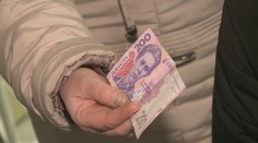 Utečenci z Ukrajiny prichádzajú s hrivnami, ktoré im nikde nevymenia. Jedna zmenáreň sa rozhodla pomôcť