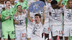 Prišiel ako desaťročný, v klube svojho života vyhral všetko. Legenda do Mníchova vrátila titul a navždy sa rozlúčila