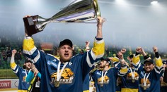 Z Prešova odišiel, lebo ho obvinili z krádeže. Teraz potiahol Humenné do extraligy, ktoré nahradí práve koňare