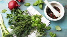 Trápi vás nafukovanie či ťažký žalúdok? Týchto päť byliniek a korenín vám môže pomôcť