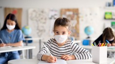 Slovenské školy v "kóme": Do 10 dní môžeme mať doma až štvrtinu populácie