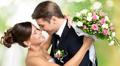 Svadieb bolo vlani najviac za posledné desiatky rokov. Nevesty už nie sú len v bielych šatách