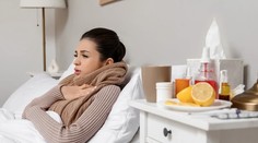 Nový variant covidu sa rýchlo šíri Európou. Má jeden špecifický príznak