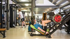 Majitelia fitnescentier z čiernych okresov sú nahnevaní. Politici podľa nich oklamali zaočkovaných