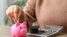 Študentské pôžičky pomáhajú tisíckam mladých. Získať ich je jednoduchšie než kedysi