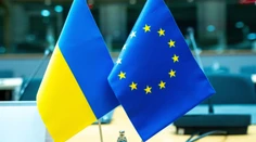 EÚ otvorila Ukrajine dvere. Začali sa oficiálne prístupové rokovania
