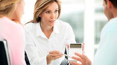 Slováci si peniaze strážia - do posledného centu!