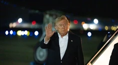 Záhadná výmena Air Force One: Trump musel na naliehanie Tajnej služby presedlať do starého lietadla