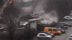 VIDEO: Búrali škôlku v Košicach. Stena spadla rovno na zaparkované autá